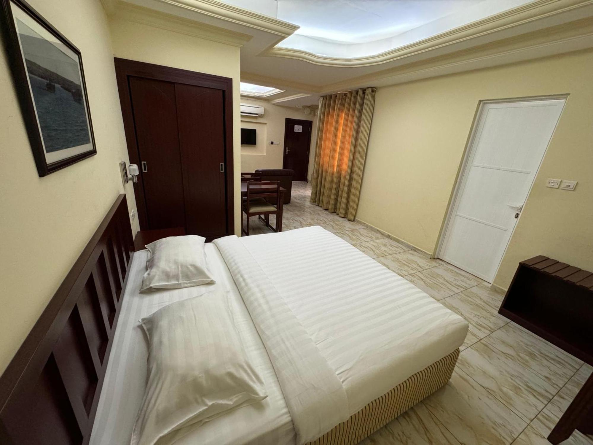 Al Ferdous Hotel Apartments Maskat Zewnętrze zdjęcie